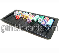 Černá plastová vana na třísky